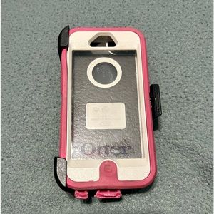 Otter iPhone case.   iPhone 5